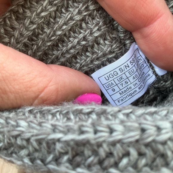 UGG knit boots 🔥🔥 - Picture 12 of 16